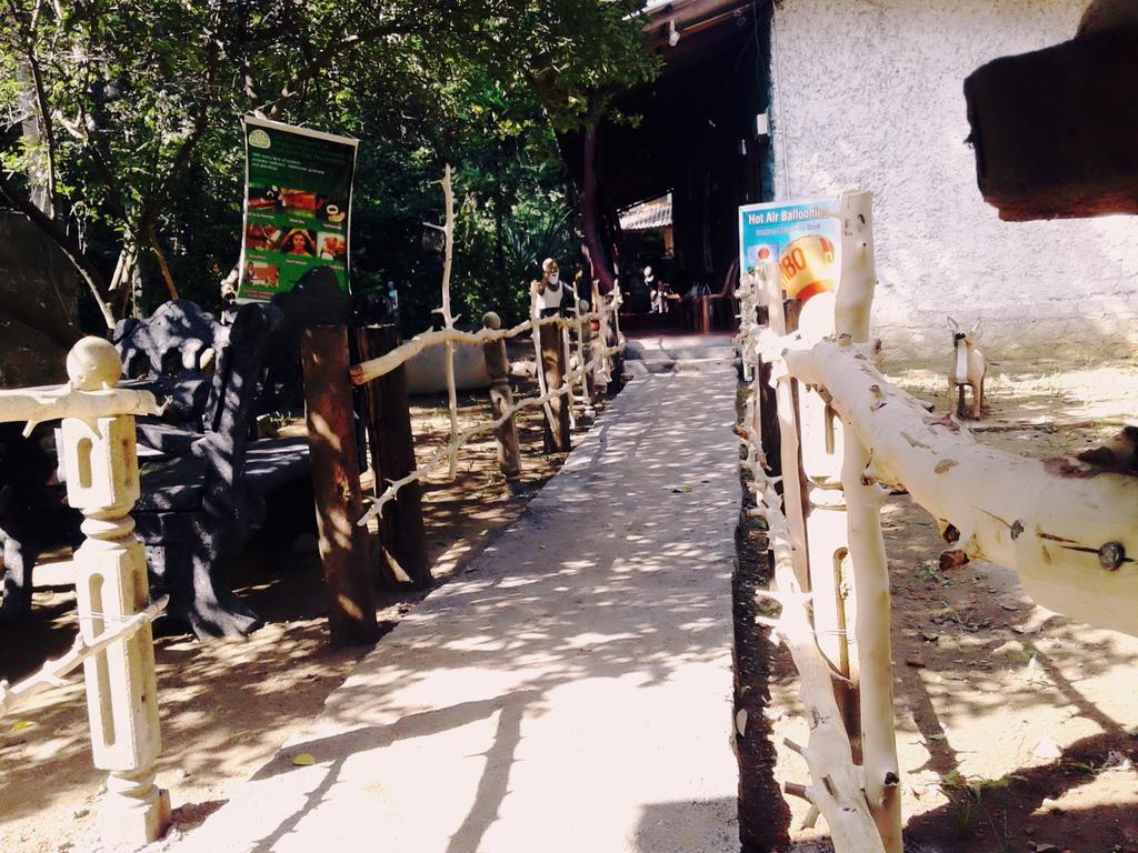 Bluesky Guest House Dambulla Bagian luar foto